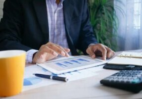 is-masters-in-finance-worth-it-for-commodity-trading-roles