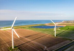es-commitment-wind-turbines